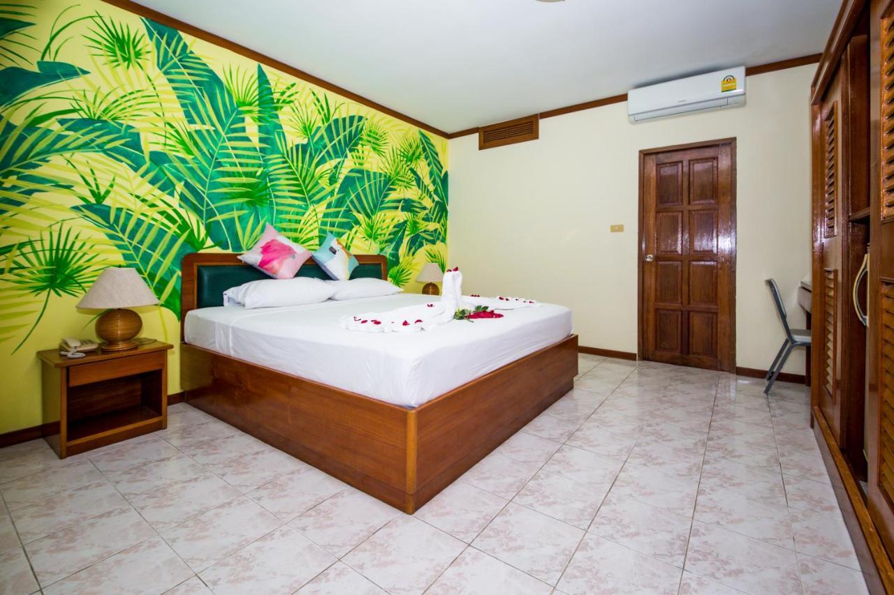 Panda Hotel Patong Extérieur photo