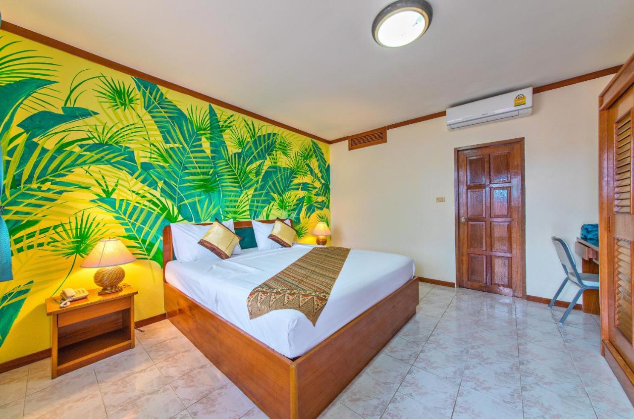 Panda Hotel Patong Extérieur photo
