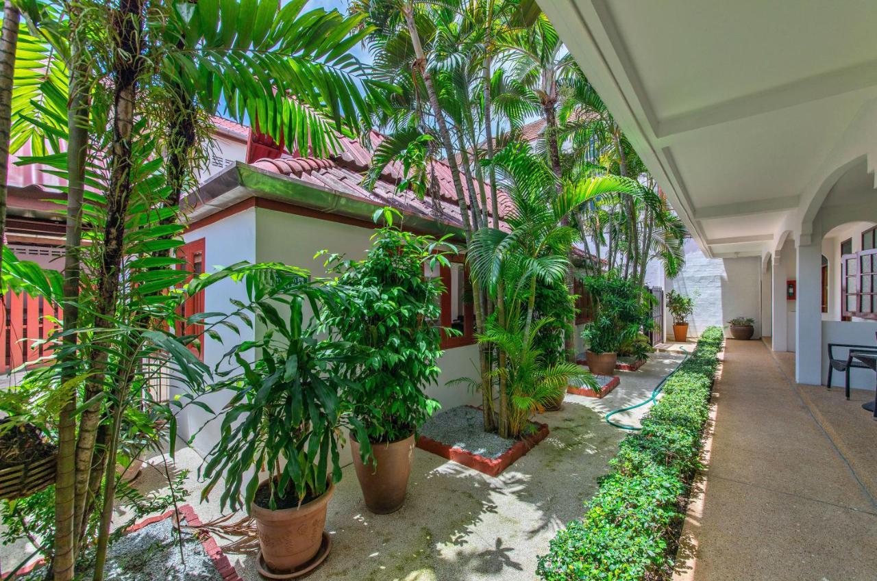Panda Hotel Patong Extérieur photo