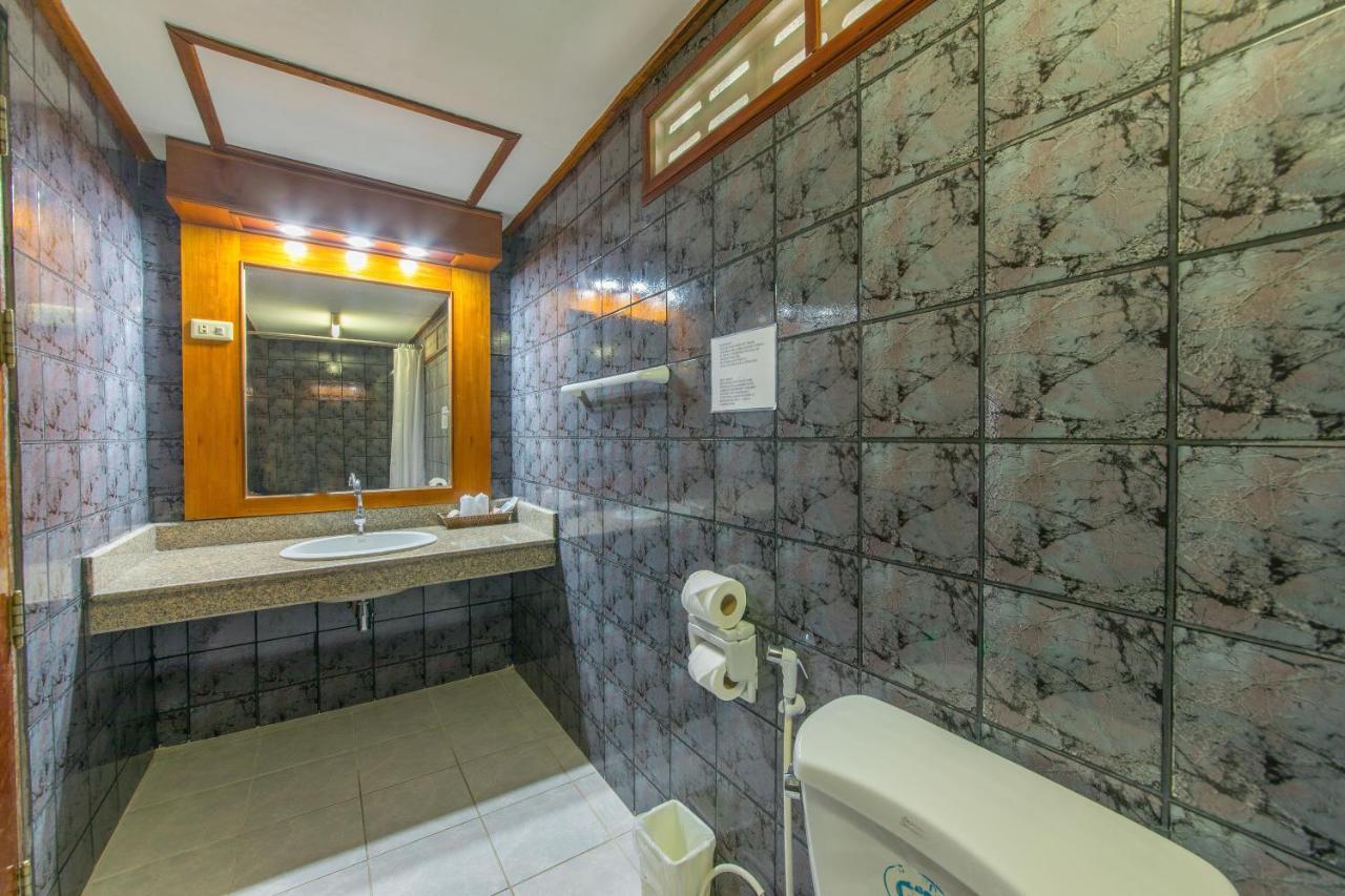 Panda Hotel Patong Extérieur photo