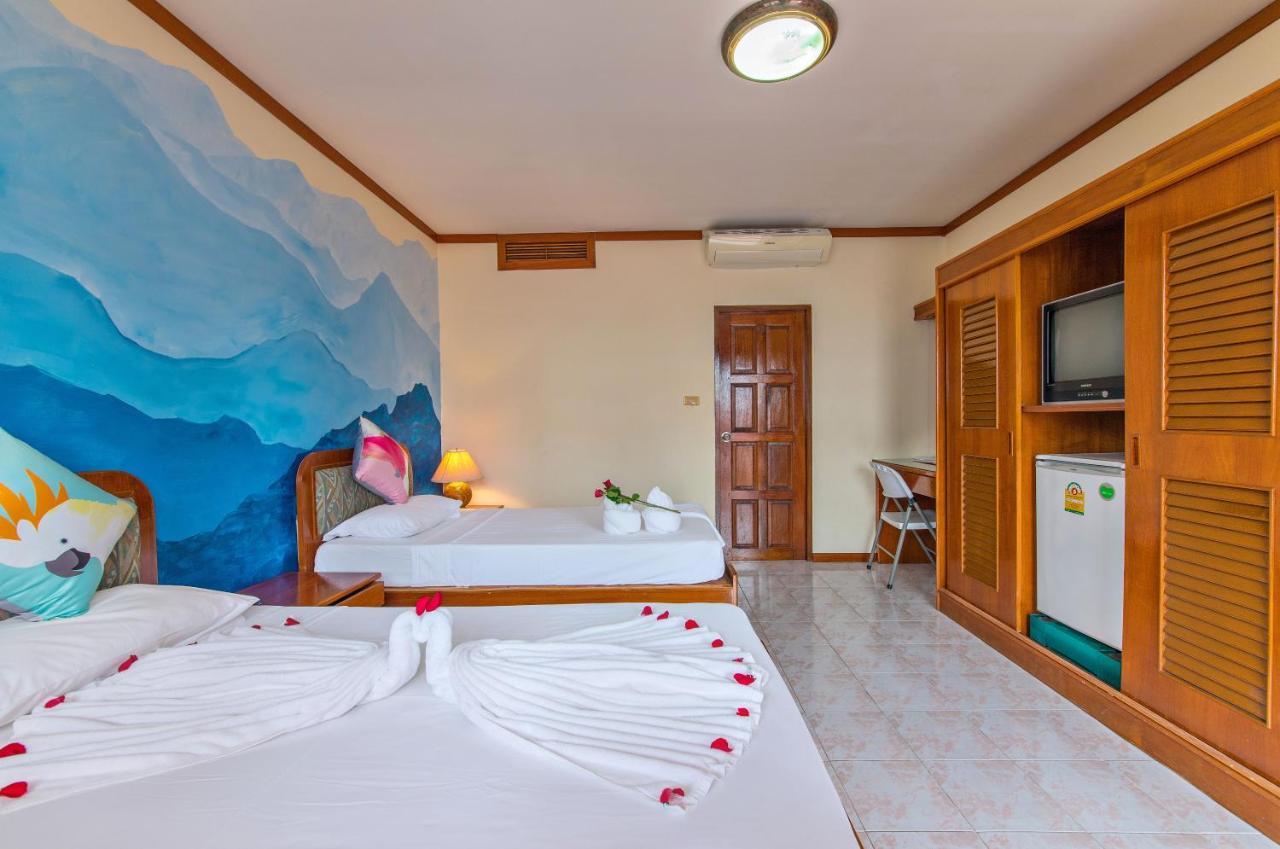 Panda Hotel Patong Extérieur photo